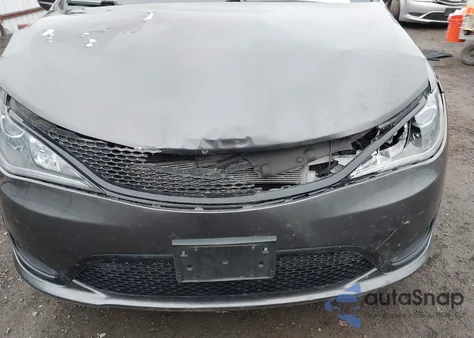 2020 Chrysler Pacifica Touring z USA, uszkodzony, nr VIN 2C4RC1FG2LR145673